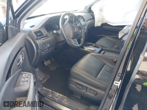 2021 Honda Pilot Touring 8-Passenger z VIN 5FNYF6H99MB049728, wystawiony jako IAAI lot #42194602 z przebiegiem 41 374 mil mil oraz . Historia ofert i sprzedaży dostępna na DreamBid. Obrazek 5.