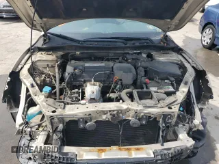 2013 Honda Accord LX z VIN 1HGCR2F3XDA137111, wystawiony jako Copart lot #56343035 z przebiegiem 125 477 mil mil oraz Szkoda całkowita • Salvage title. Historia ofert i sprzedaży dostępna na DreamBid. Obrazek 11.