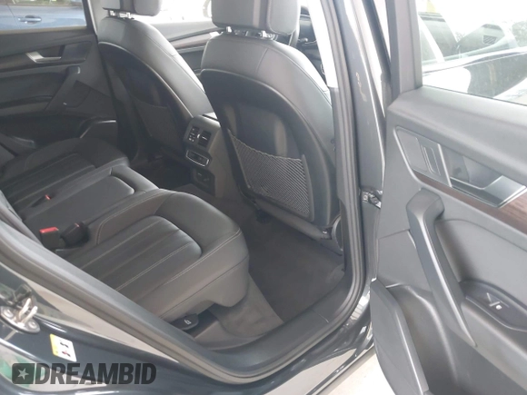 2025 Audi Q5 Premium with VIN WA1ABAFY9S2045618, listed as a IAAI auction lot 42279469 with 3,024 mi miles and . Bid and sale history available at DreamBid. Image 8.