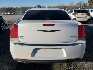 2017 Chrysler 300 with VIN 2C3CCAKG1HH565678, listed as a Copart auction lot 49438775 with 124,460 mi miles and Salvage Title. Bid and sale history available at carsss.com. Image 6.