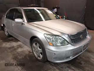 2004 Lexus LS 430 with VIN JTHBN36F640167796, listed as a IAAI auction lot 41888663 with 269,331 mi miles and . Bid and sale history available at carsss.com. Image 1.
