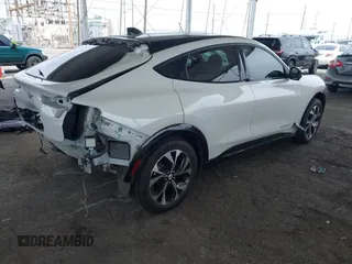 2021 Ford Mustang Mach-E Premium с VIN 3FMTK3SU6MMA27937, выставлен на аукционе IAAI как лот 42033076 с пробегом 90 743 миль миль и . История ставок и продаж доступна на DreamBid. Изображение 4.