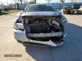 2016 Chrysler 300 with VIN 2C3CCAEG2GH252567, listed as a Copart auction lot 46750925 with 91,180 mi miles and Salvage Title. Bid and sale history available at carsss.com. Image 5.