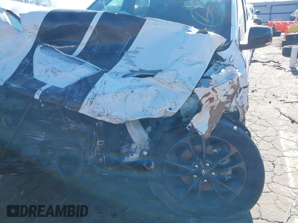 2022 Dodge Durango R/T z VIN 1C4SDJCT8NC223062, wystawiony jako IAAI lot #41228752 z przebiegiem Nie podano mil oraz . Historia ofert i sprzedaży dostępna na DreamBid. Obrazek 16.