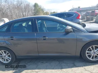 2018 Ford Focus SE with VIN 1FADP3F25JL306401, listed as a IAAI auction lot 41914390 with 84,106 mi miles. Bid and sale history available at carsss.com. Image 14.