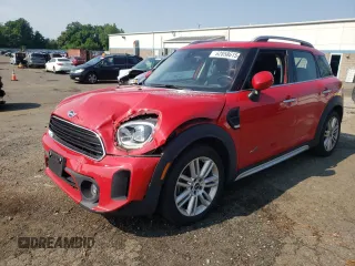 2022 MINI Countryman Cooper z VIN WMZ43BR03N3N71821, wystawiony jako Copart lot #62858615 z przebiegiem 67 534 mil mil oraz Szkoda całkowita • Salvage title. Historia ofert i sprzedaży dostępna na DreamBid. Obrazek 1.