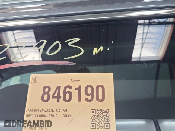 2024 Volkswagen Tiguan SE с VIN 3VV3B7AX0RM107010, выставлен на аукционе IAAI как лот 42889810 с пробегом 22 903 миль миль и . История ставок и продаж доступна на DreamBid. Изображение 51.