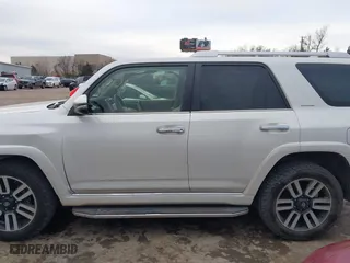 2020 Toyota 4Runner SR5 with VIN JTEBU5JR2L5822163, listed as a IAAI auction lot 41352311 with 100,418 mi miles. Bid and sale history available at carsss.com. Image 14.