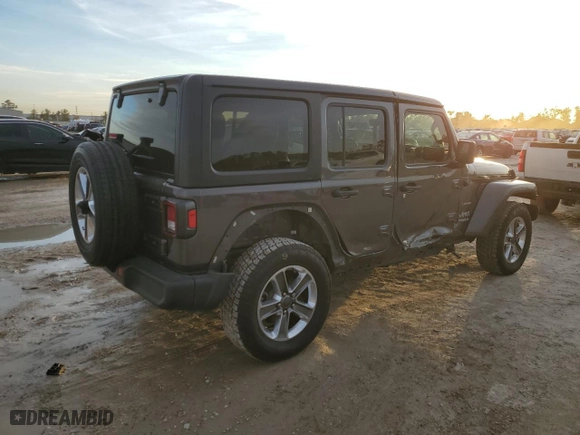 2019 Jeep Wrangler Unlimited Sahara with VIN 1C4HJXEG5KW621250, listed as a Copart auction lot 84303924 with 61,361 mi miles and Salvage Title. Bid and sale history available at carsss.com. Image 3.