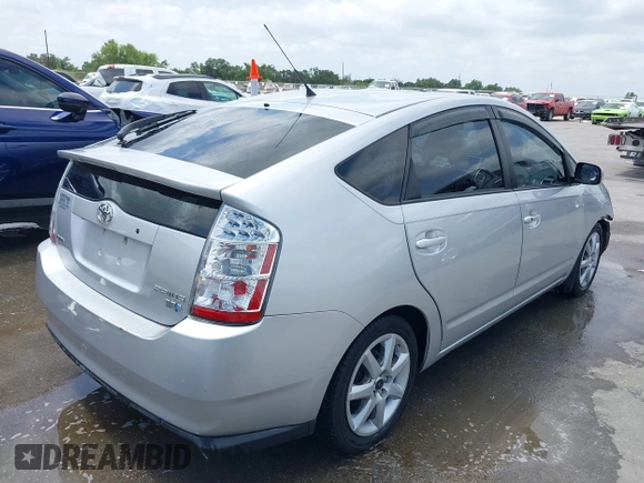 2009 Toyota Prius with VIN JTDKB20U697891403, listed as a IAAI auction lot 42091784 with 193,319 mi miles. Bid and sale history available at carsss.com. Image 4.