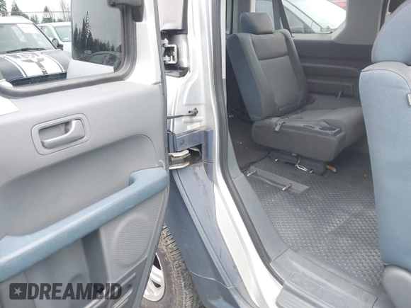2006 Honda Element EX with VIN 5J6YH28606L018886, listed as a IAAI auction lot 41732848 with 143,653 mi miles and . Bid and sale history available at DreamBid. Image 8.
