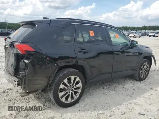 2021 Toyota RAV4 XLE Premium with VIN 2T3C1RFV9MW162776, listed as a Copart auction lot 55336675 with 79,060 mi miles and Salvage title. Bid and sale history available at DreamBid. Image 3.