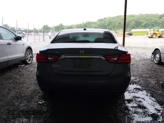 2018 Nissan Maxima Platinum z VIN 1N4AA6AP4JC390235, wystawiony jako IAAI lot #42376364 z przebiegiem 152 293 mil mil oraz . Historia ofert i sprzedaży dostępna na DreamBid. Obrazek 16.