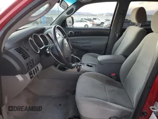 2006 Toyota Tacoma z VIN 5TEMU52N36Z193085, wystawiony jako Copart lot #53540995 z przebiegiem 219 963 mil mil oraz Szkoda całkowita • Salvage title. Historia ofert i sprzedaży dostępna na DreamBid. Obrazek 7.