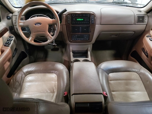 2004 Ford Explorer Eddie Bauer with VIN 1FMDU74W54UB82611, listed as a Copart auction lot 48782865 with 264,387 mi miles and Clean Title. Bid and sale history available at carsss.com. Image 8.