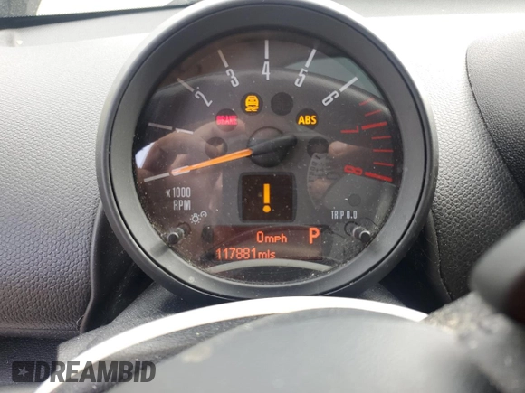 2016 MINI Countryman S with VIN WMWZC5C51GWU19983, listed as a Copart auction lot 51119195 with 117,881 mi miles and Clean Title. Bid and sale history available at DreamBid. Image 9.