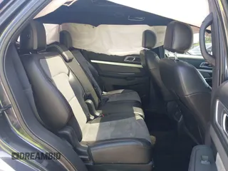 2017 Ford Explorer XLT z VIN 1FM5K8D8XHGA86463, wystawiony jako IAAI lot #42043922 z przebiegiem 83 025 mil mil oraz . Historia ofert i sprzedaży dostępna na DreamBid. Obrazek 8.