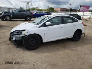 2012 Ford Focus SE z VIN 1FAHP3F21CL207224, wystawiony jako Copart lot #86627304 z przebiegiem Nie podano mil oraz Szkoda całkowita • Salvage title. Historia ofert i sprzedaży dostępna na DreamBid. Obrazek 1.