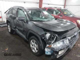 2021 Toyota RAV4 XLE with VIN 2T3W1RFVXMW117830, listed as a IAAI auction lot 41865708 with 94,990 mi miles. Bid and sale history available at carsss.com. Image 1.