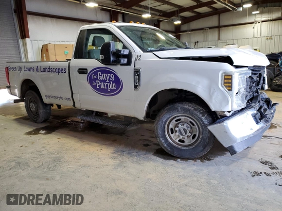 2018 Ford F-250 XL с VIN 1FTBF2A64JEB57475, выставлен на аукционе Copart как лот 45282165 с пробегом 120 022 миль миль и Списание • Salvage title. История ставок и продаж доступна на DreamBid. Изображение 4.