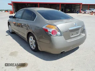 2007 Nissan Altima 2.5 with VIN 1N4AL21E57N420597, listed as a IAAI auction lot 42037962 with 1 mi miles. Bid and sale history available at carsss.com. Image 3.