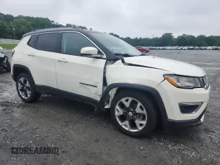 2019 Jeep Compass Limited with VIN 3C4NJDCB6KT656670, listed as a Copart auction lot 59948335 with 64,097 mi miles and Salvage title. Bid and sale history available at DreamBid. Image 4.