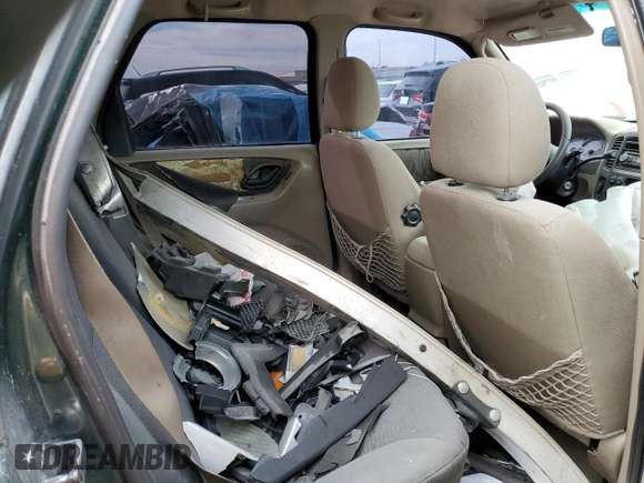 2002 Ford Escape XLT Choice with VIN 1FMYU04152KA68484, listed as a Copart auction lot 81391124 with Not Provided miles and Non Repairable. Bid and sale history available at DreamBid. Image 11.