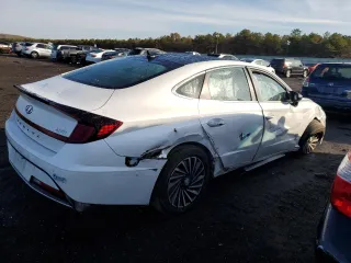 2022 Hyundai Sonata Hybrid Limited with VIN KMHL54JJ7NA042904, listed as a Copart auction lot 42278663 with 29,714 mi miles. Bid and sale history available at carsss.com. Image 3.