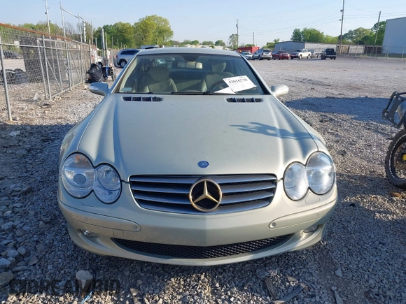 2005 Mercedes-Benz SL with VIN WDBSK76F45F101178, listed as a IAAI auction lot 42016738 with 117,752 mi miles and . Bid and sale history available at DreamBid. Image 12.