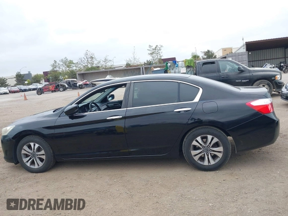 2014 Honda Accord LX z VIN 1HGCR2F34EA091034, wystawiony jako IAAI lot #42110625 z przebiegiem 200 519 mil mil oraz . Historia ofert i sprzedaży dostępna na DreamBid. Obrazek 14.