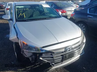 2020 Hyundai Elantra Value Edition z VIN 5NPD84LF7LH532838, wystawiony jako IAAI lot #41344180 z przebiegiem 94 834 mil mil oraz . Historia ofert i sprzedaży dostępna na DreamBid. Obrazek 1.