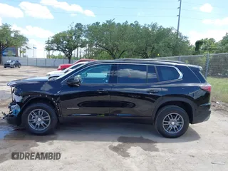 2025 GMC Acadia FWD Elevation z VIN 1GKENKRS4SJ158186, wystawiony jako IAAI lot #42159168 z przebiegiem 147 mil mil oraz . Historia ofert i sprzedaży dostępna na DreamBid. Obrazek 14.