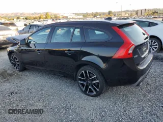 2018 Volvo V60 Dynamic with VIN YV140MSL6J2412231, listed as a Copart auction lot 73407033 with 42,397 mi miles. Bid and sale history available at carsss.com. Image 2.