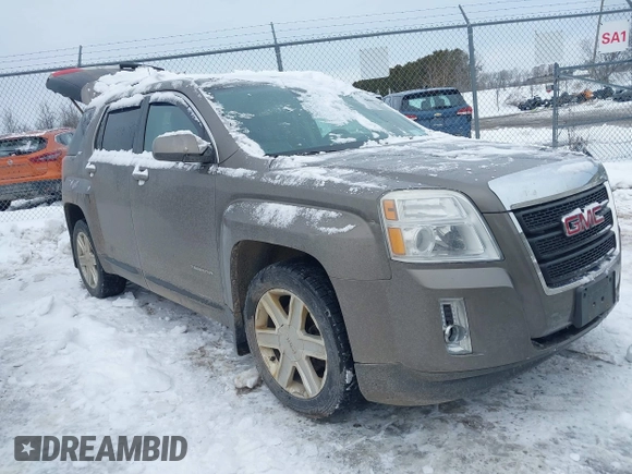 2012 GMC Terrain SLT-1 with VIN 2GKFLVEKXC6367142, listed as a IAAI auction lot 41532024 with 122,000 mi miles. Bid and sale history available at carsss.com. Image 1.