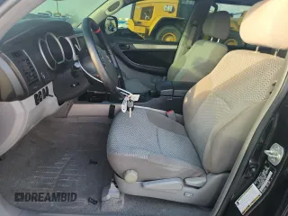 2007 Toyota 4Runner SR5 с VIN JTEBU14R778096146, выставлен на аукционе Copart как лот 61005415 с пробегом 211 296 миль миль и Списание • Salvage title. История ставок и продаж доступна на DreamBid. Изображение 7.