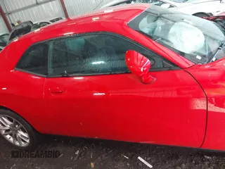 2022 Dodge Challenger GT z VIN 2C3CDZKG2NH160680, wystawiony jako IAAI lot #41882578 z przebiegiem 53 827 mil mil oraz . Historia ofert i sprzedaży dostępna na DreamBid. Obrazek 14.