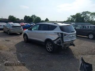 2013 Ford Escape SEL с VIN 1FMCU9H92DUB12172, выставлен на аукционе IAAI как лот 42625786 с пробегом 149 770 миль миль и . История ставок и продаж доступна на DreamBid. Изображение 3.