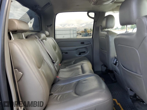 2005 Chevrolet Avalanche LS z VIN 3GNEC12Z75G100735, wystawiony jako Copart lot #51302585 z przebiegiem 219 115 mil mil oraz Czysty tytuł • Clean title. Historia ofert i sprzedaży dostępna na DreamBid. Obrazek 10.