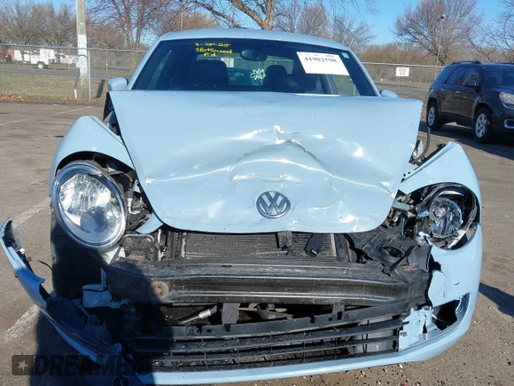 2014 Volkswagen Beetle 2.5L w/Sun with VIN 3VWJP7AT6EM601318, listed as a IAAI auction lot 41902598 with 169,220 mi miles and . Bid and sale history available at DreamBid. Image 12.
