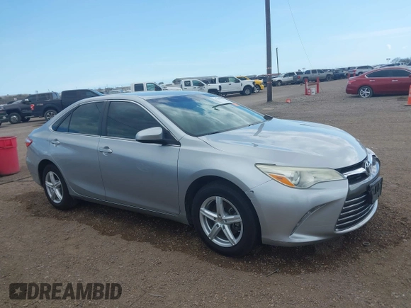 2015 Toyota Camry XLE with VIN 4T1BF1FK1FU475840, listed as a IAAI auction lot 41669607 with 104,881 mi miles. Bid and sale history available at carsss.com. Image 13.