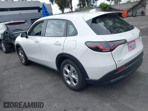 2024 Honda HR-V LX with VIN 3CZRZ1H36RM729092, listed as a IAAI auction lot 42058159 with 14,188 mi miles. Bid and sale history available at carsss.com. Image 3.