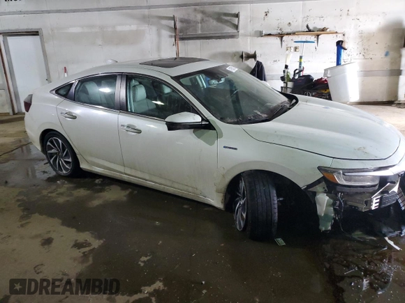 2020 Honda Insight Touring with VIN 19XZE4F92LE010417, listed as a Copart auction lot 41858125 with 75,681 mi miles and Salvage Title. Bid and sale history available at carsss.com. Image 4.