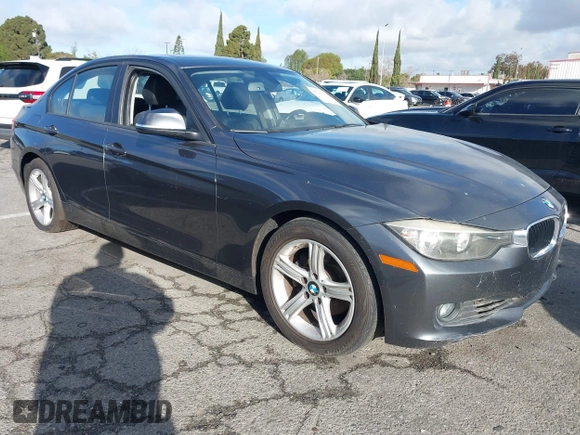 2012 BMW 3 Series 328i with VIN WBA3A5G54CNP17918, listed as a IAAI auction lot 41736136 with 96,913 mi miles and . Bid and sale history available at carsss.com. Image 1.