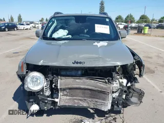 2020 Jeep Renegade Latitude with VIN ZACNJABB8LPL31928, listed as a IAAI auction lot 42478300 with 56,835 mi miles and . Bid and sale history available at DreamBid. Image 13.