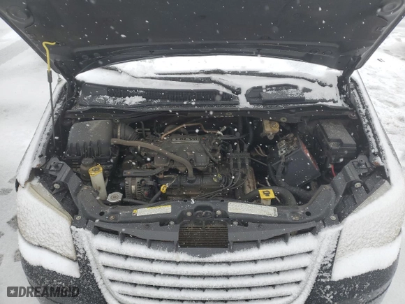 2010 Chrysler Town & Country Touring with VIN 2A4RR5D19AR351200, listed as a Copart auction lot 46735755 with 190,921 mi miles and Salvage Title. Bid and sale history available at carsss.com. Image 13.