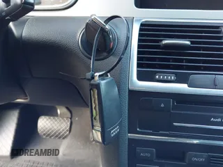 2015 Audi Q7 S line Prestige с VIN WA1DGAFE3FD014444, выставлен на аукционе IAAI как лот 42402252 с пробегом Не указан миль и . История ставок и продаж доступна на DreamBid. Изображение 11.