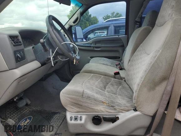 2000 Ford F-250 XL with VIN 1FTNX20S7YED38282, listed as a Copart auction lot 58748425 with 211,080 mi miles and Salvage title. Bid and sale history available at DreamBid. Image 7.