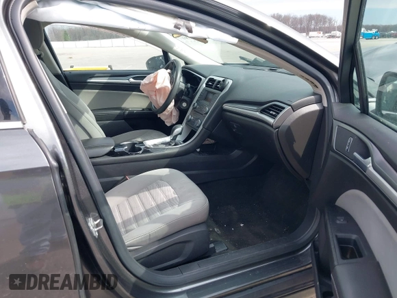 2016 Ford Fusion S z VIN 1FA6P0G79G5101159, wystawiony jako IAAI lot #41888123 z przebiegiem 141 846 mil mil oraz . Historia ofert i sprzedaży dostępna na DreamBid. Obrazek 5.