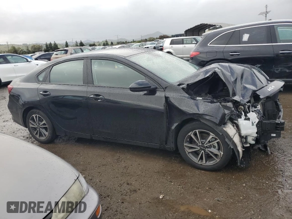 2022 Kia Forte LXS with VIN 3KPF24AD0NE499961, listed as a Copart auction lot 49173265 with 43,882 mi miles and Salvage Title. Bid and sale history available at DreamBid. Image 4.