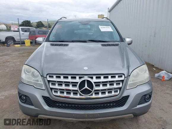 2010 Mercedes-Benz M 350 with VIN 4JGBB8GB1AA535063, listed as a IAAI auction lot 42087936 with 185,219 mi miles and . Bid and sale history available at DreamBid. Image 12.
